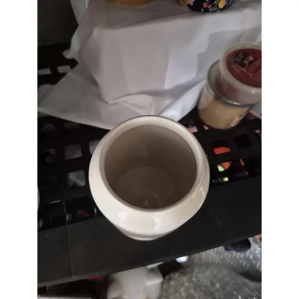 💥 Rae Dunn Stem Line Medium Canister Rare
